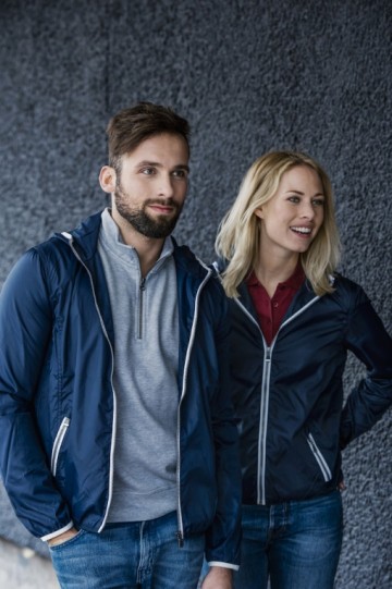 020961 Clique Hardy modern windjack met kap