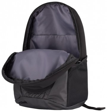 04024199backpackblackcloseup1