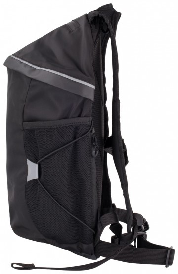 04024299daybackpackblackleft