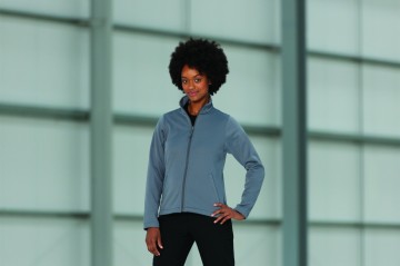 Russell Smart softshell jack