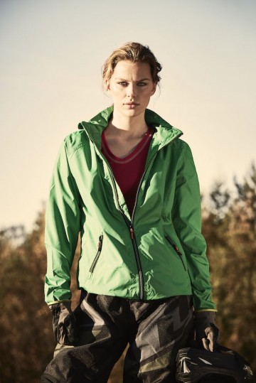 2261046 Headway windbreaker