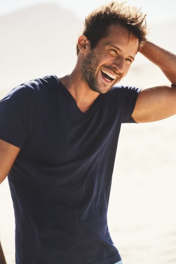 2264024 Heavy T-shirt met V-hals