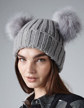 B414 Beechfield muts met dubbele pop en pompon van imitatiebont