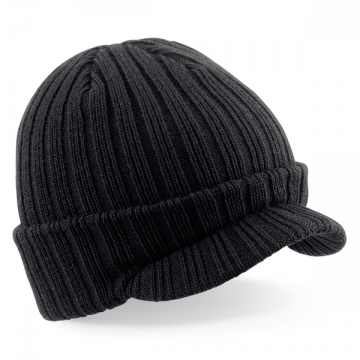 B448 Beechfield Peaked Beanie zwart