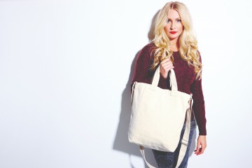 BagBase Canvas Day Bag BG673