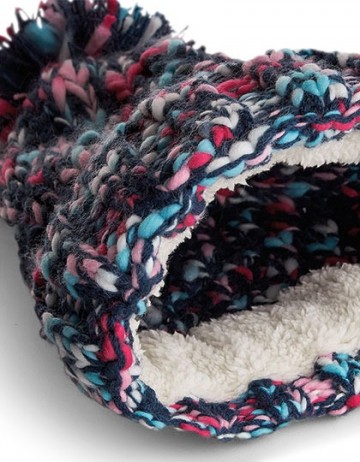 Beechfield Twister Chunky Pom Pom Beanie B487 binnen