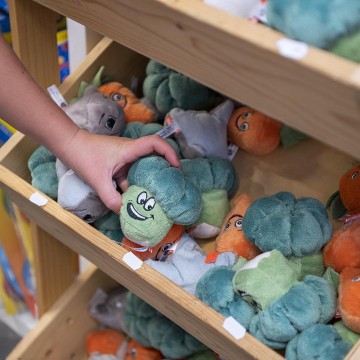 M160777 MBW Schmoozies® Broccoli