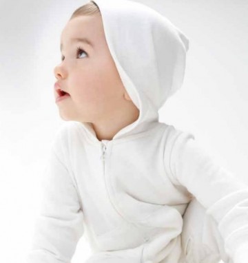 BZ25 Babybugz Baby All-in-One speelpakje met kap