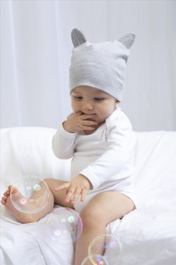 MBZ51 Babybugz muts met oren