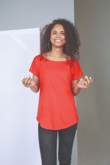 Mantis Womens Loose Fit T