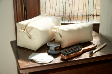 WFM Canvas Accessory Case W552