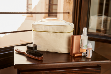 WFM Canvas Vanity Case W558