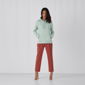 WW02Q B&C Queen Hooded